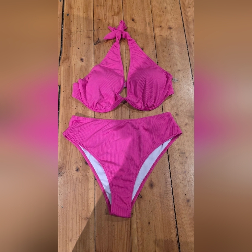 Women's Pink Ribbed Underwire Bikini Set